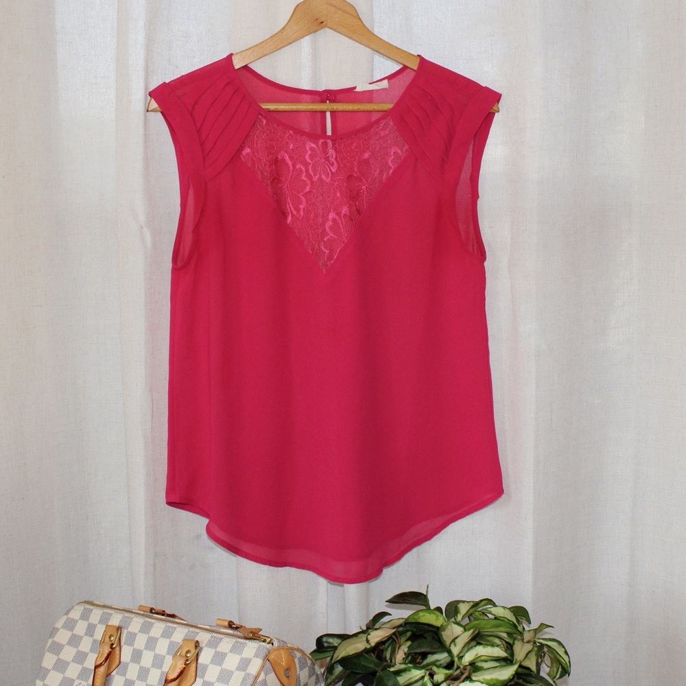 ⭕️Sold⭕️Free to Fly Pink Lace Cap Sleeve Top M